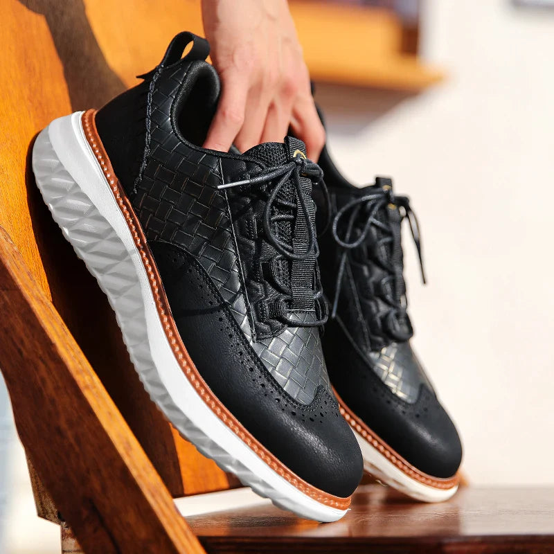 Large size lightweight casual sports shoes
